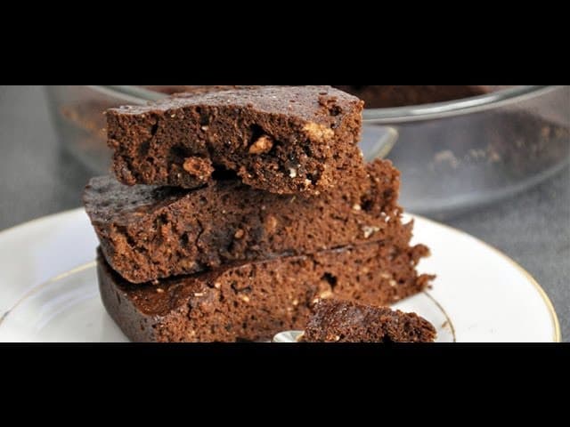 Brownie magique au chocolat et noix de pécan (5 minutes au micro-ondes)