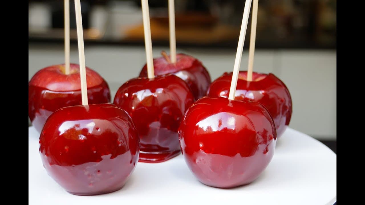 Pommes d'amour au caramel