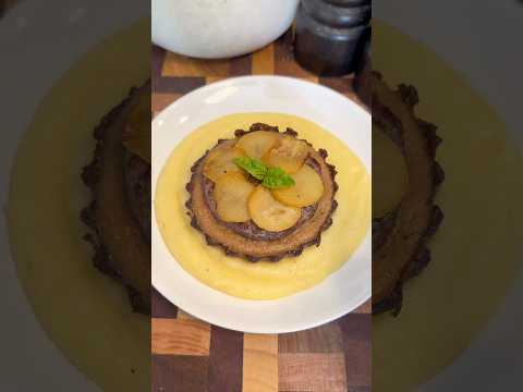 Purée maison, compotée d'oignon et steak haché