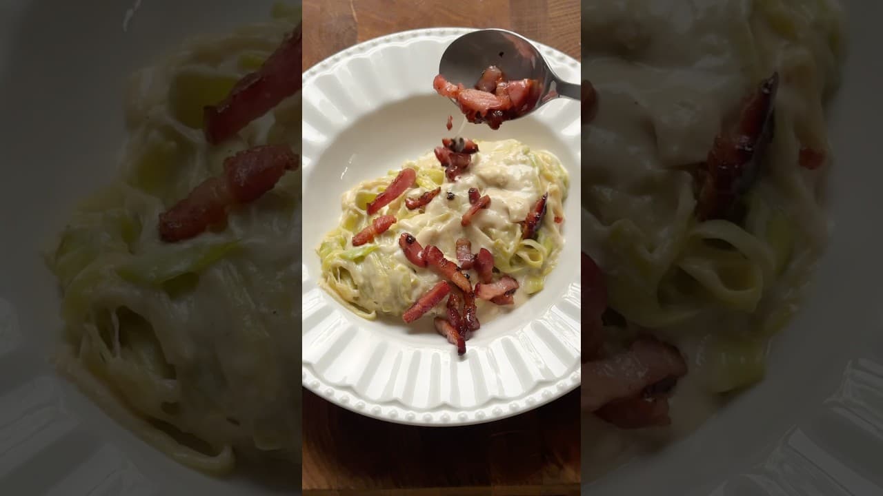 Spaghettis de poireaux au chèvre et lardons