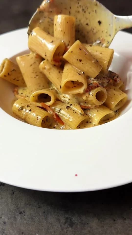Creamy Sun-Dried Tomato One Pot Pasta