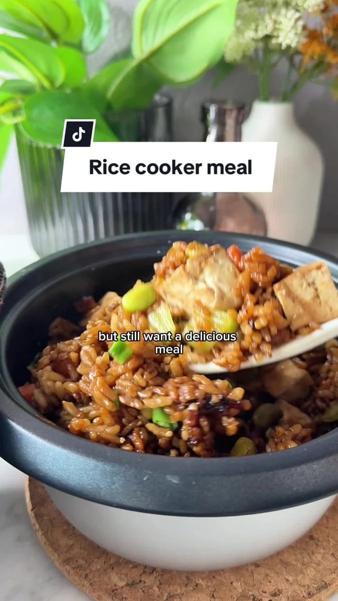 Rice Cooker One-Pot Rice with Veggies and Tofu